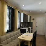 Tirent - Cozy Bedrooms By Golem (Tirana)
